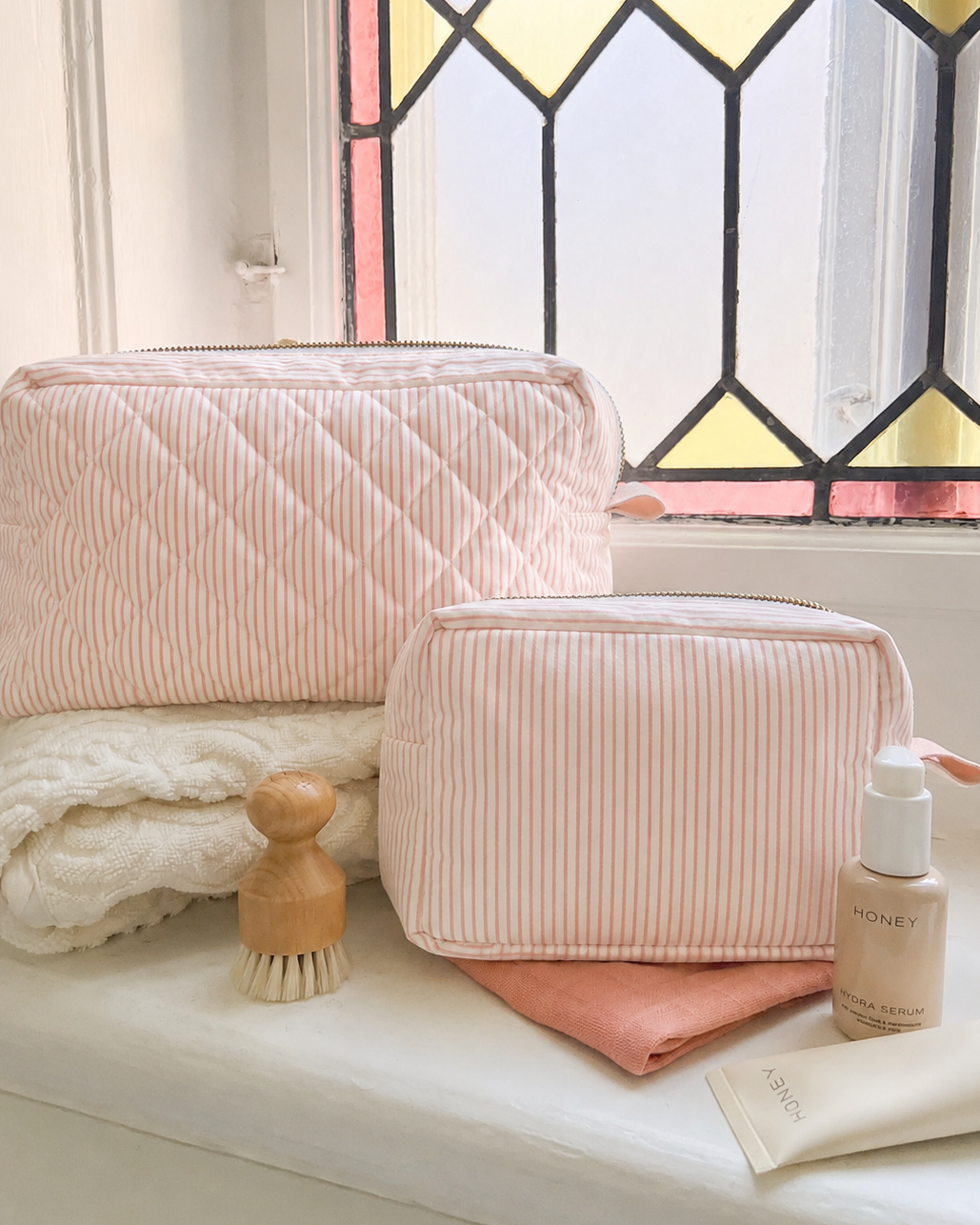 Makeup Pung - OCS - Classic Stripes Rose